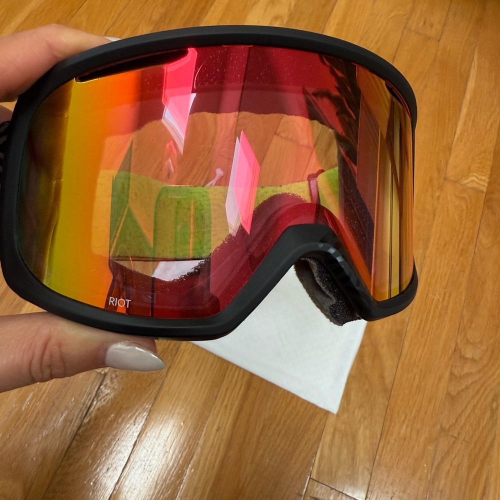 Smith Riot Goggles - Picture 5 of 5